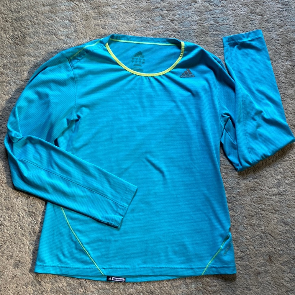 Adidas ventilated athletic shirt Sz M